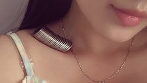 collarbones with coins